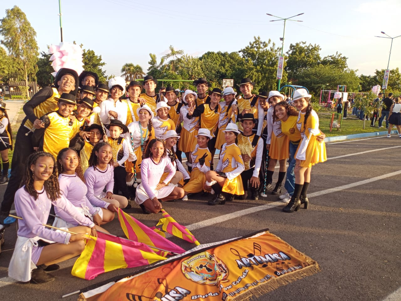 BANDA SHOW ESCUELA ARTEMISA Profile Picture